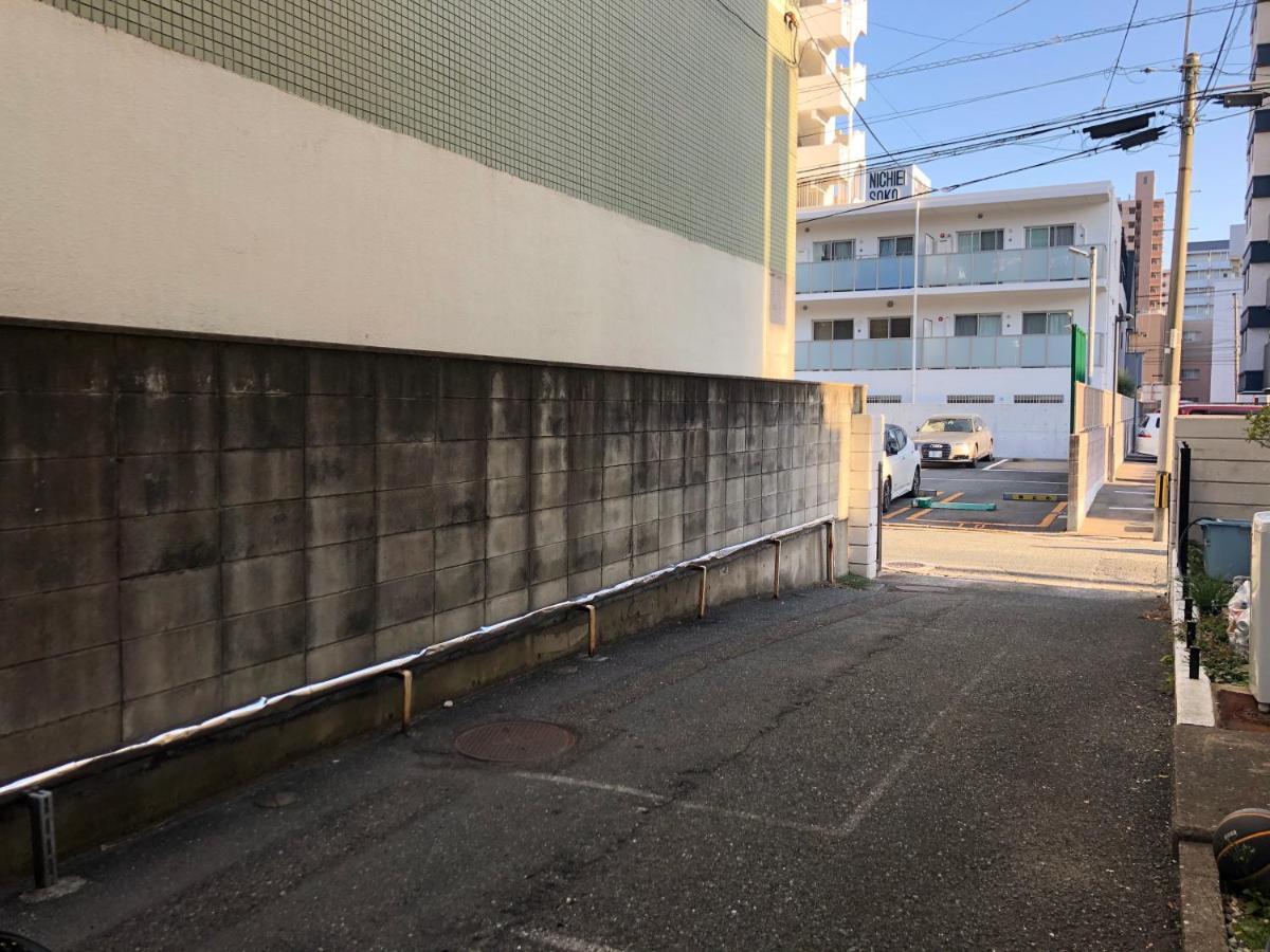 Guesthouse Shiawase Eki Фукуока Экстерьер фото